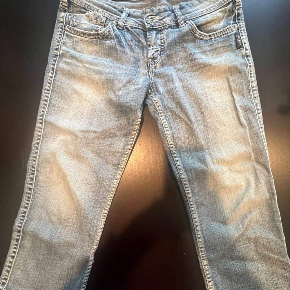 Women's SIlver Capri Jeans (MCKENZIE CAPRI)